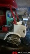 Mercedes-207308410-4